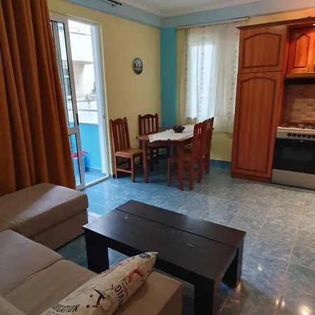 Mali I Robit 2+1,golem Apartment *