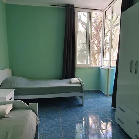 Apartment Mali I Robit 2+1,golem