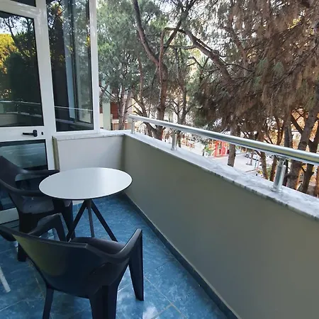 Apartment Mali I Robit 2+1,golem Golem (Tirana)