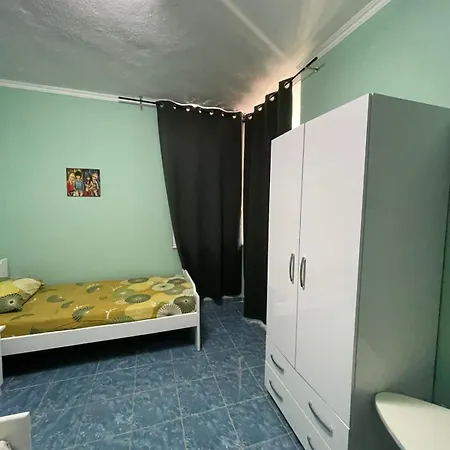 Mali I Robit 2+1,golem *