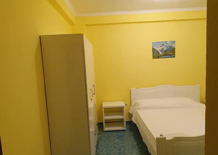 Mali I Robit 2+1,golem Appartement *