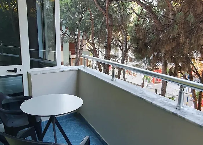 Mali I Robit 2+1,golem Appartement *